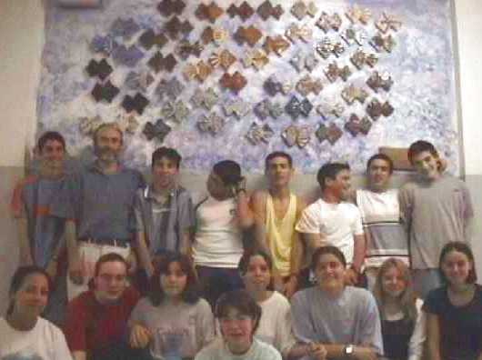 el mural, 23 kb - Clica per veure d'aprop els peixos, 25 kb