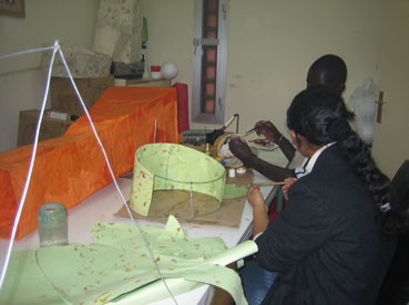 Constru&iuml;nt l&agrave;mpares