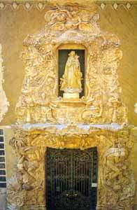 Palau del marqu�s de Dosaig�es